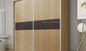 Ντουλάπα σε Δρυ με συρόμενες πόρτες