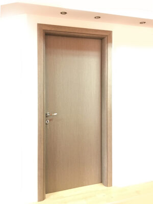 Εσωτερική Πόρτα με Πομπέ Κάσωμα Πόρτα Εσωτερικού Χώρου Έπιπλο Καπατζά