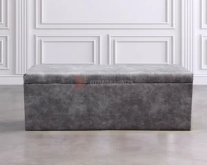 Σκαμπό με χώρο για αποθήκευση