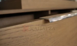 Σύνθεση σε ξύλο Δρυ με λάκα