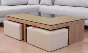 Μοντέρνο τραπεζάκι με σερβιτόρους