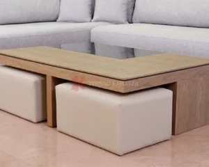 Μοντέρνο τραπεζάκι με σερβιτόρους