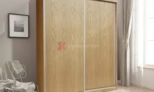 Ντουλάπα με συρόμενες πόρτες σε Δρυ