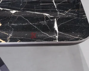 Κεραμική τραπεζαρία με μεταλλική βάση