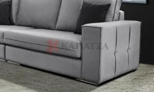 Ευρύχωρο πολυμορφικό σαλόνι σε γωνιακό σχεδιασμό