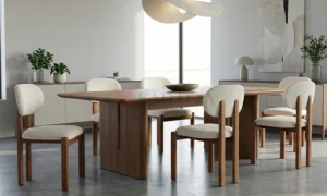 Μοντέρνα Καρέκλα Τραπεζαρίας από Μασίφ Ξύλο με Επένδυση Μπουκλέ (Bouclé)